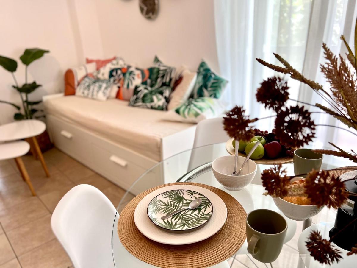 Downtown Apartments Rhodes City Bagian luar foto